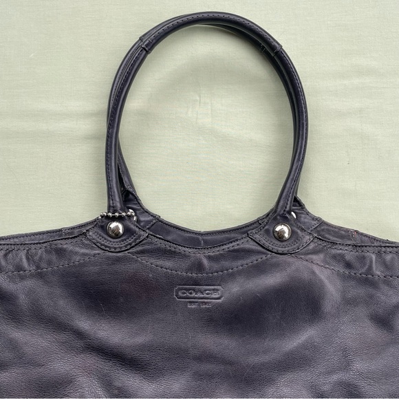 Coach black leather shoulder bag - Picture 2 of 9